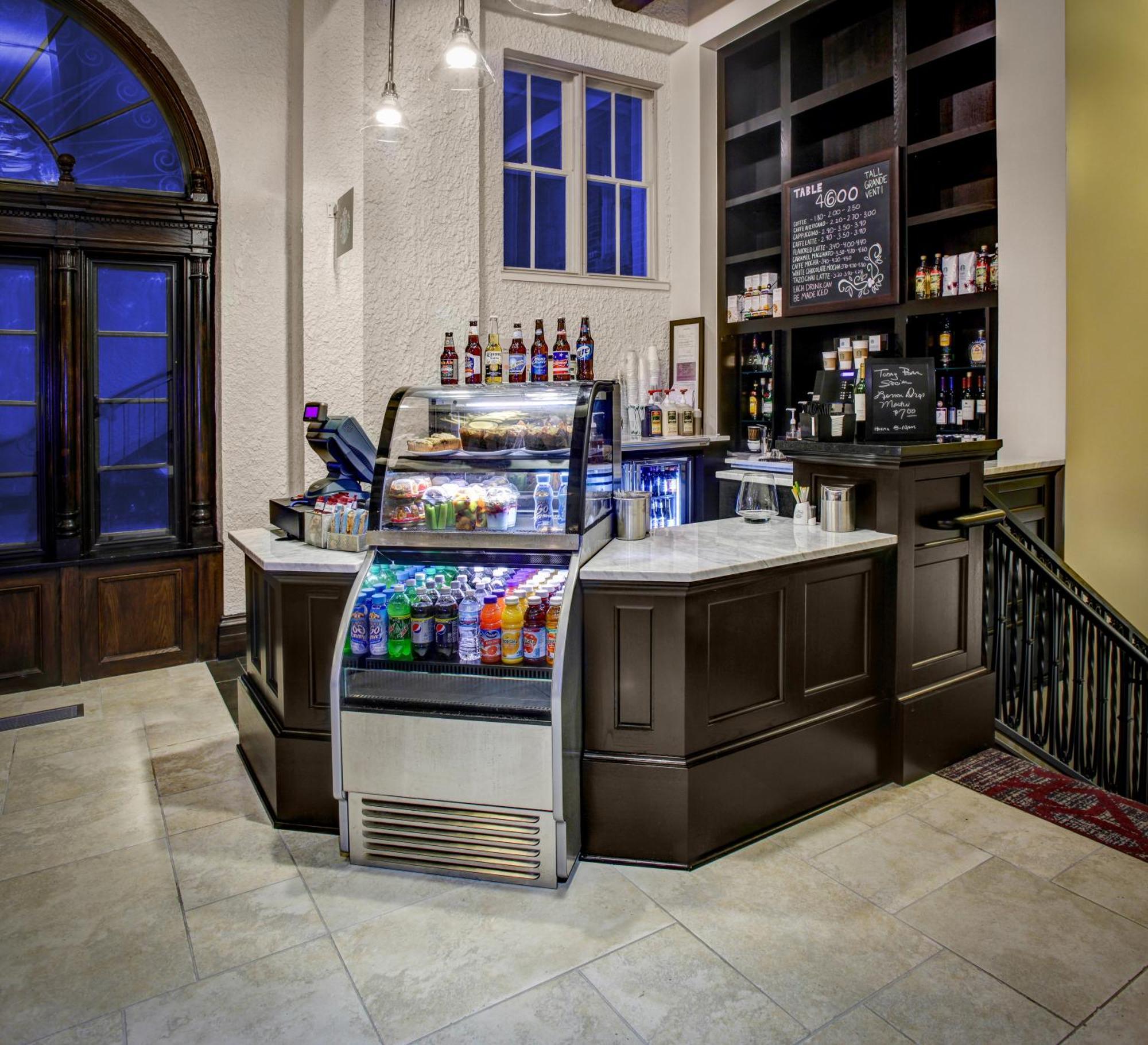 Courtyard Kansas City Country Club Plaza Exterior foto